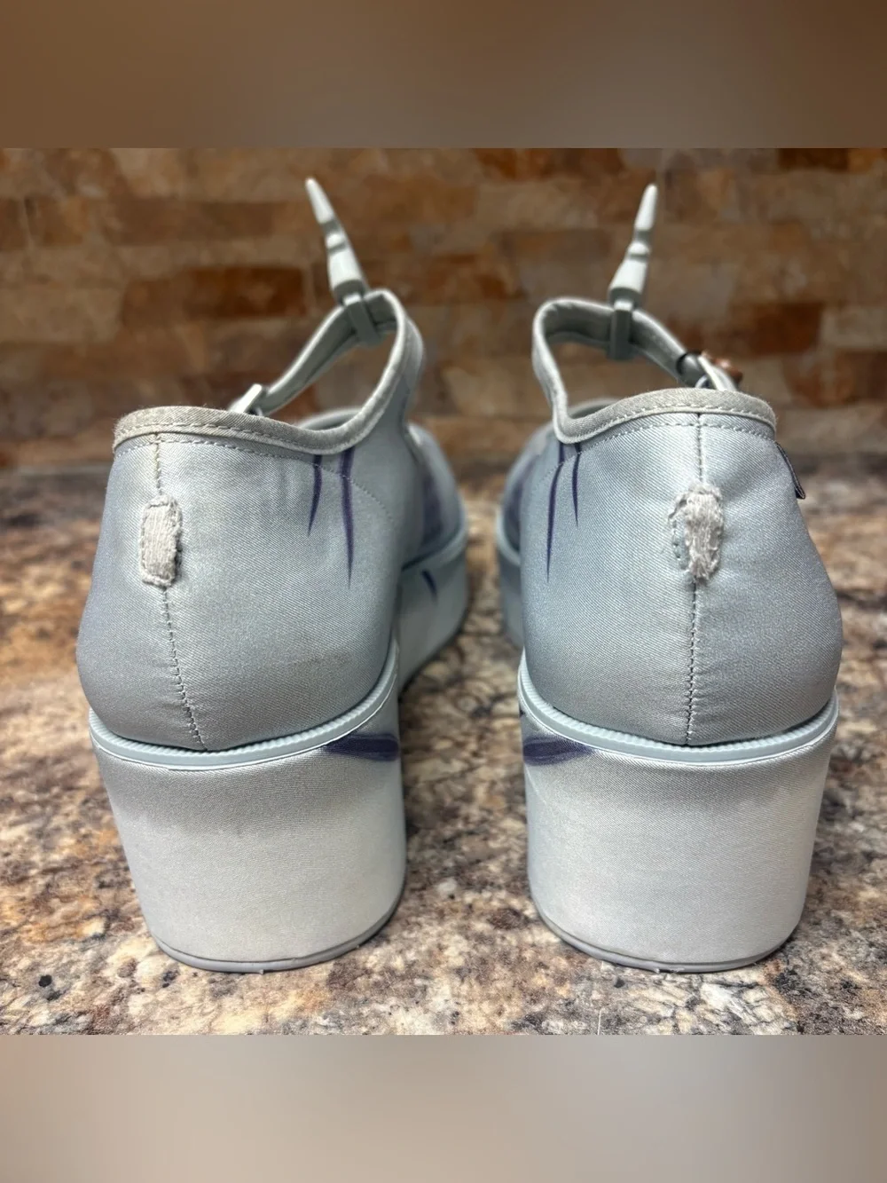 Chocolaticas Rave Mary Jane Platform Shark shoes Size 11